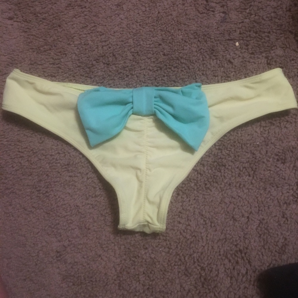 Hollister bathing suit bottom